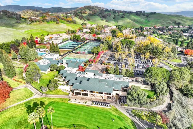 $889,000 | 2897 Quail Hollow Drive, Fairfield, CA 94534