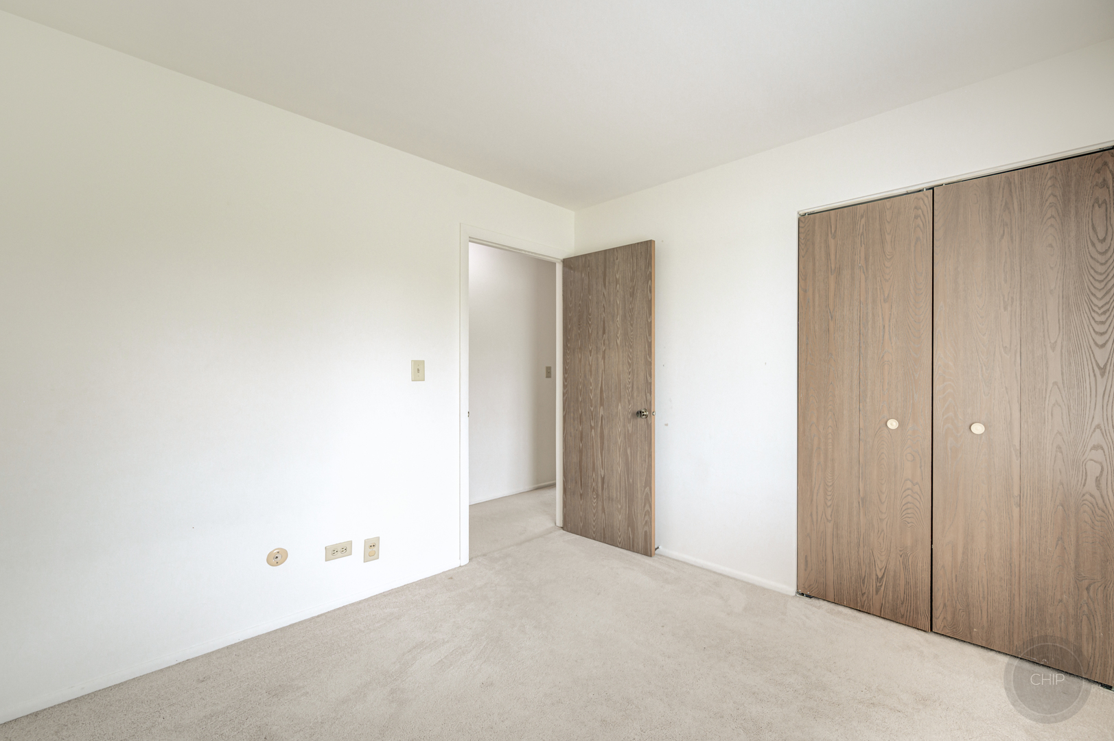 360 Springlake Lane, Unit B Aurora, IL 60504 - Photo 15 of 26 a view of an empty room