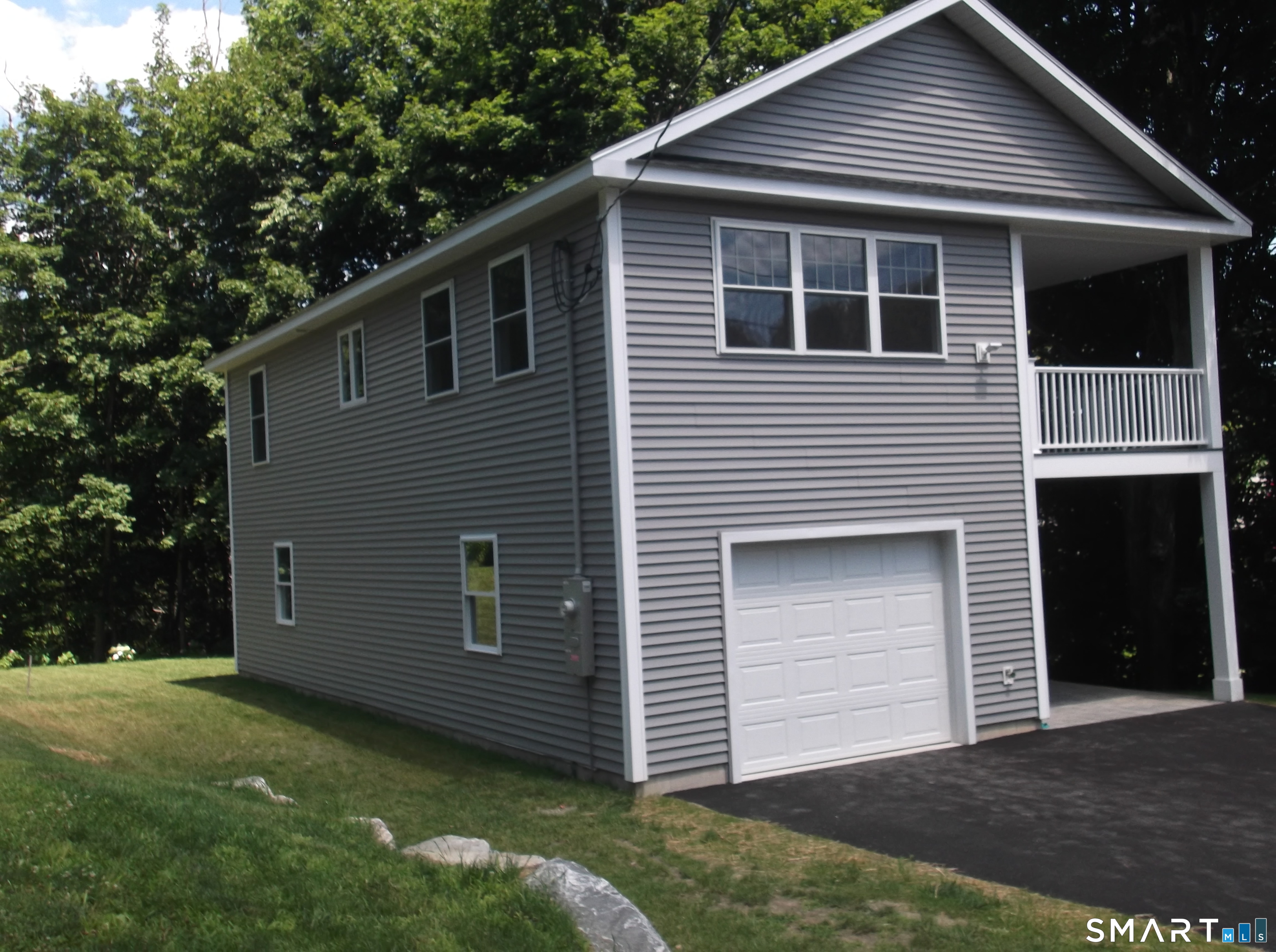 14 Bank Street Winchester, CT 06098 - Photo 2 of 23 Gallery Image 2