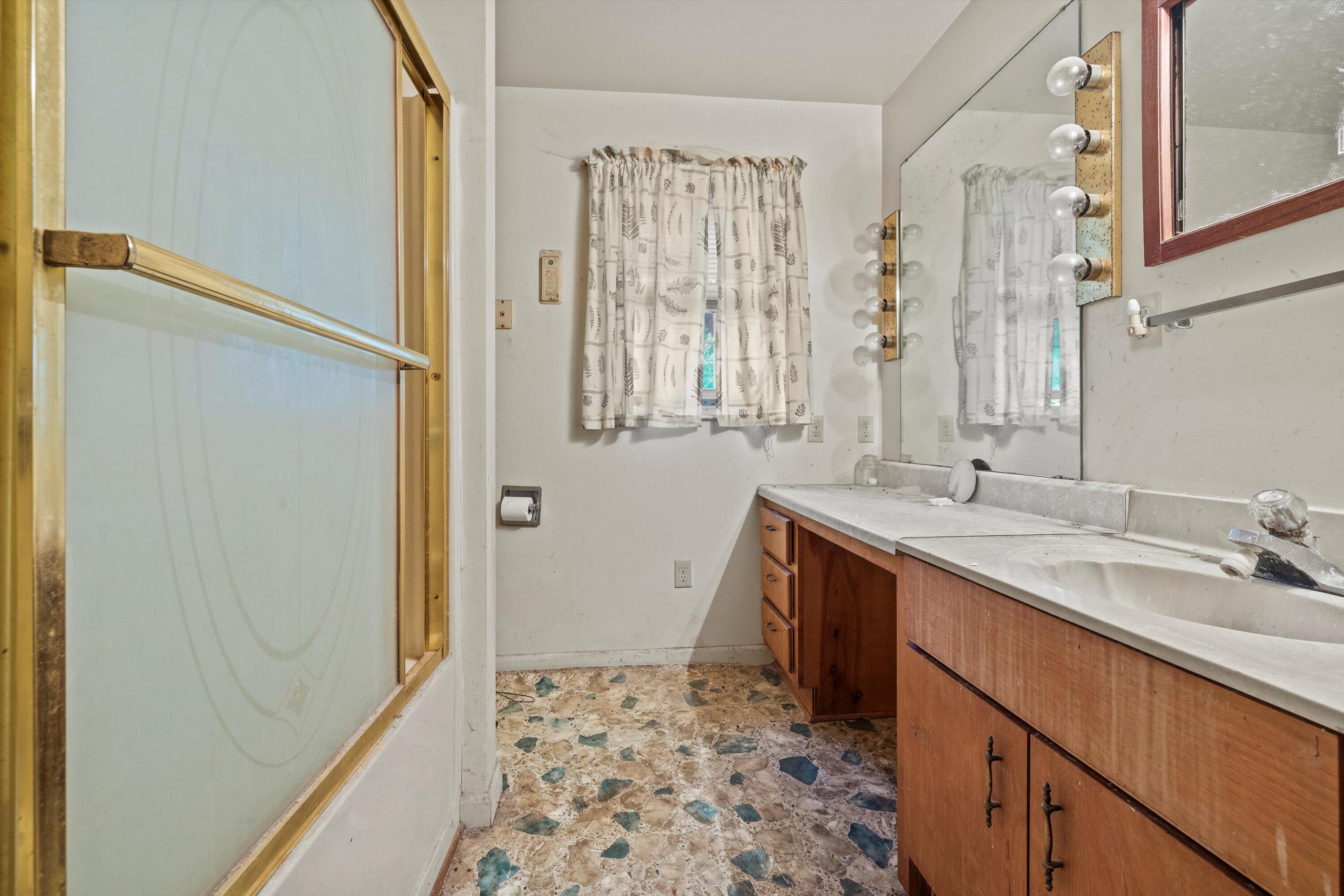 996 Friendship Road Chickamauga, GA 30707 - Photo 13 of 41 21-996 Friendship Rd-21