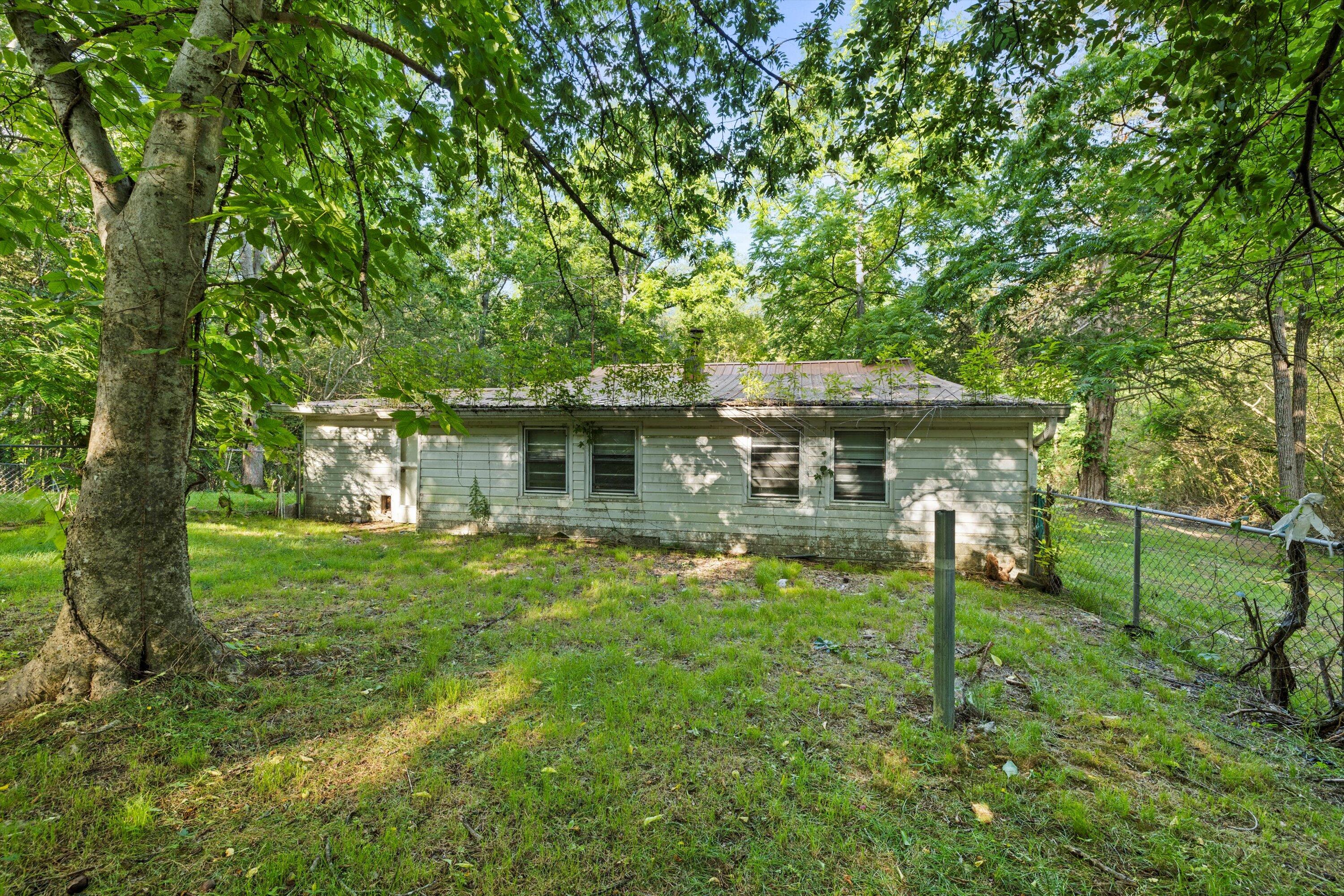 996 Friendship Road Chickamauga, GA 30707 - Photo 22 of 41 10-996 Friendship Rd-10