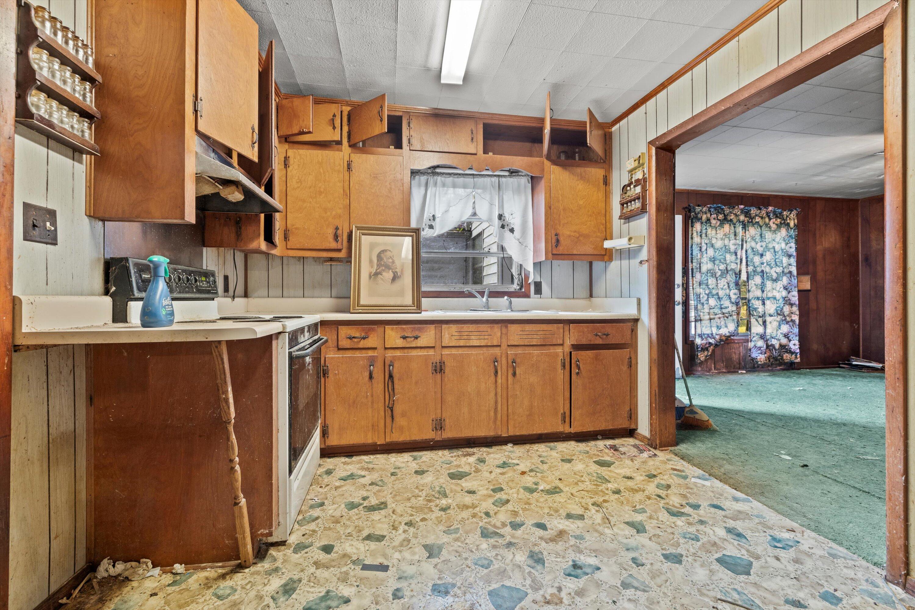 996 Friendship Road Chickamauga, GA 30707 - Photo 9 of 41 16-996 Friendship Rd-16