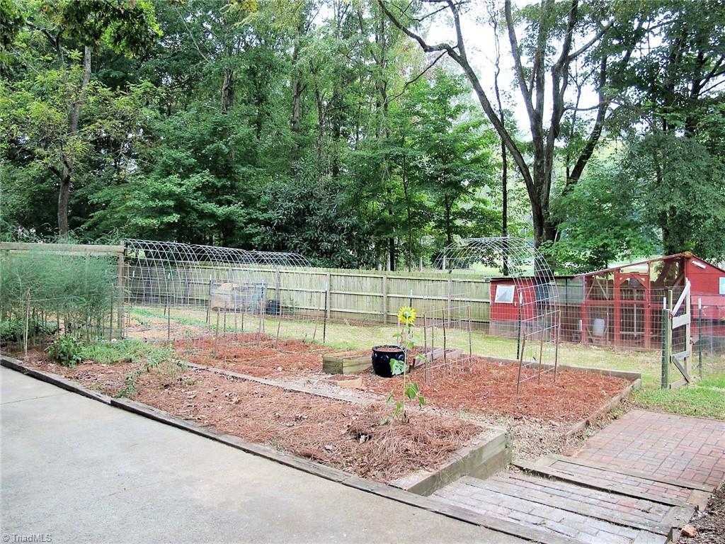 6482 Styers Ferry Road Clemmons, NC 27012 - Photo 29 of 33
