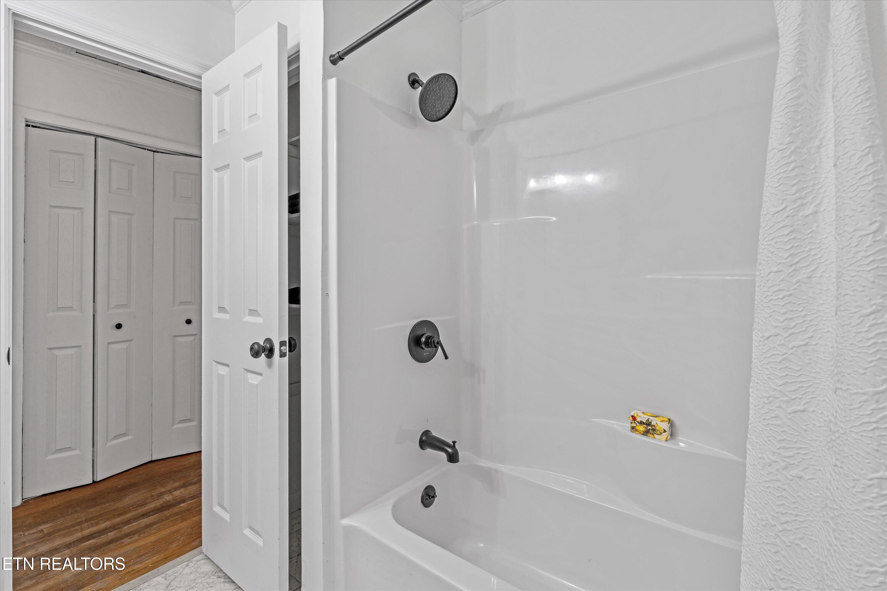 206 Bunker Lane Oak Ridge, TN 37830 - Photo 11 of 21 22-206 Bunker Ln 18