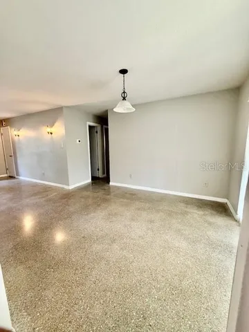 $1,500 | 5300 18th Street, Zephyrhills, FL 33542