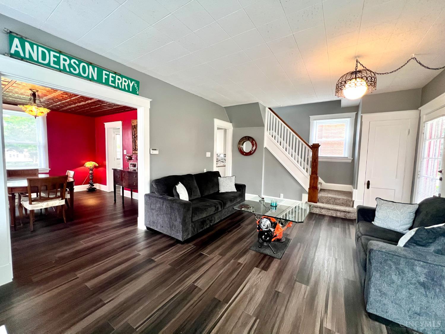 1151 Rulison Avenue Cincinnati, OH 45238 - Photo 9 of 40