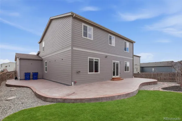 $559,900 | 2359 Coyote Creek Drive, Fort Lupton, CO 80621