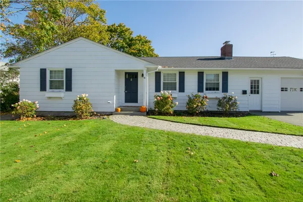 $3,750 | 41 Clayton Street, Middletown, RI 02842
