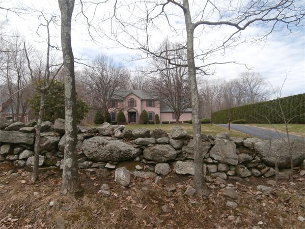 49 Smith Road Charlton, MA 01507 - Photo 19 of 20 Gallery Image 19