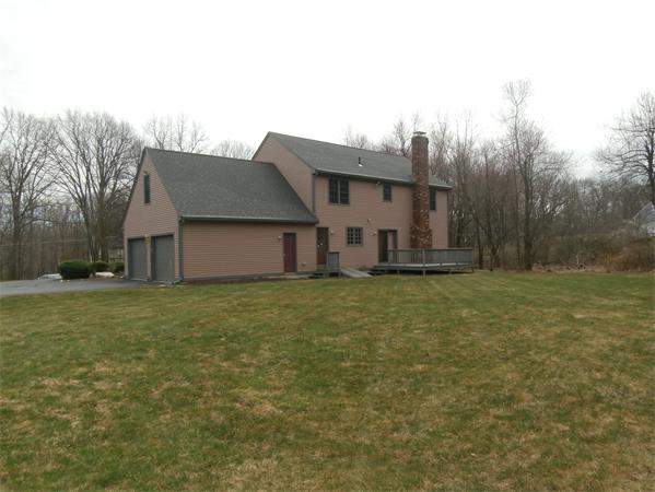 49 Smith Road Charlton, MA 01507 - Photo 3 of 20 Gallery Image 3