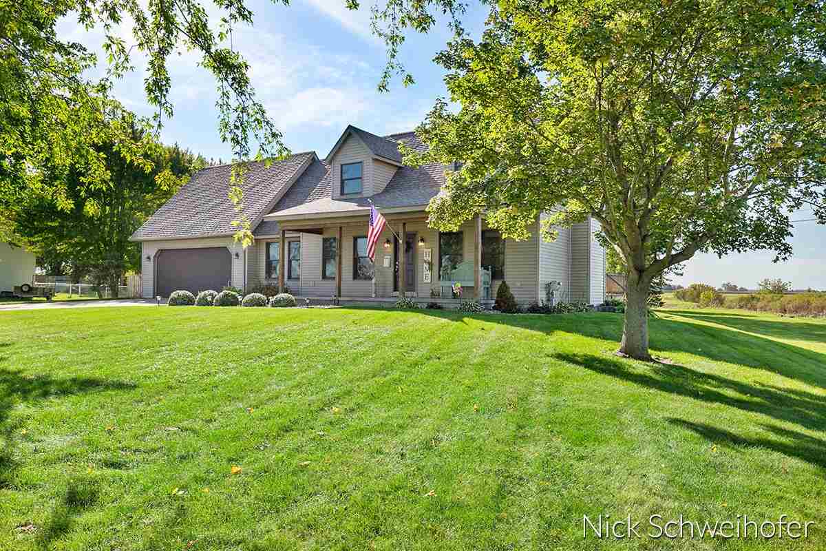 5142 7 Mile Road Bay City, MI 48706 - Photo 2 of 53