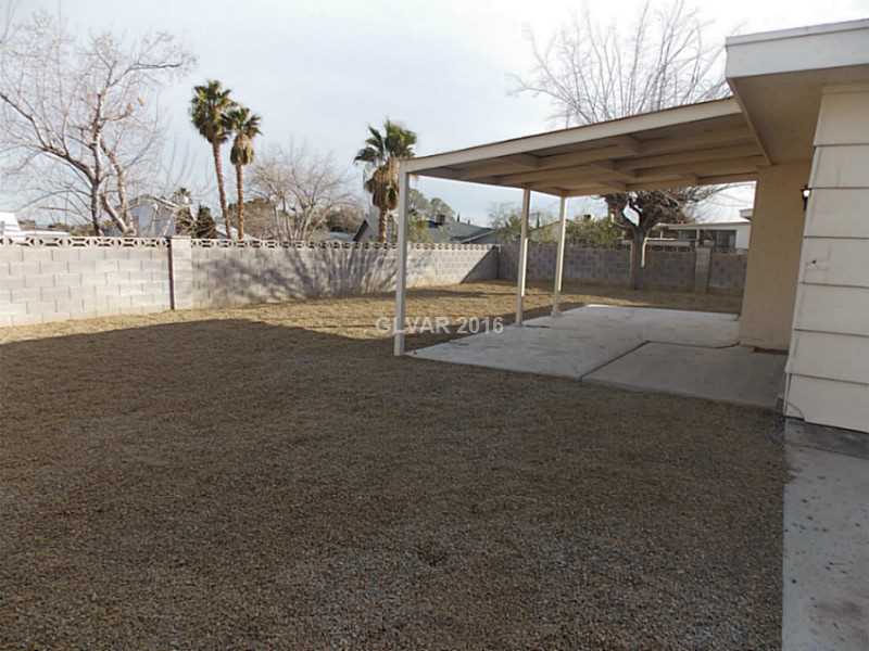 709 Altamira Road Las Vegas, NV 89145 - Photo 24 of 31 Yard/Garden.