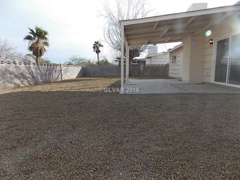 709 Altamira Road Las Vegas, NV 89145 - Photo 26 of 31 Yard/Garden.