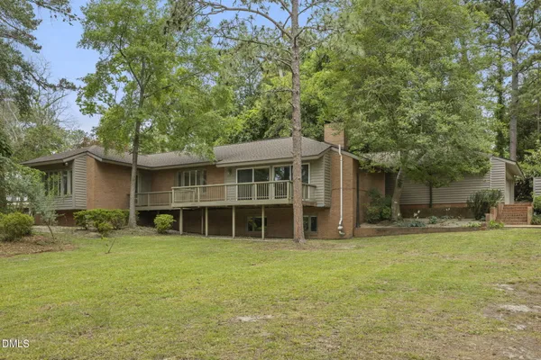 $675,000 | 501 Valley Road, Fayetteville, NC 28305