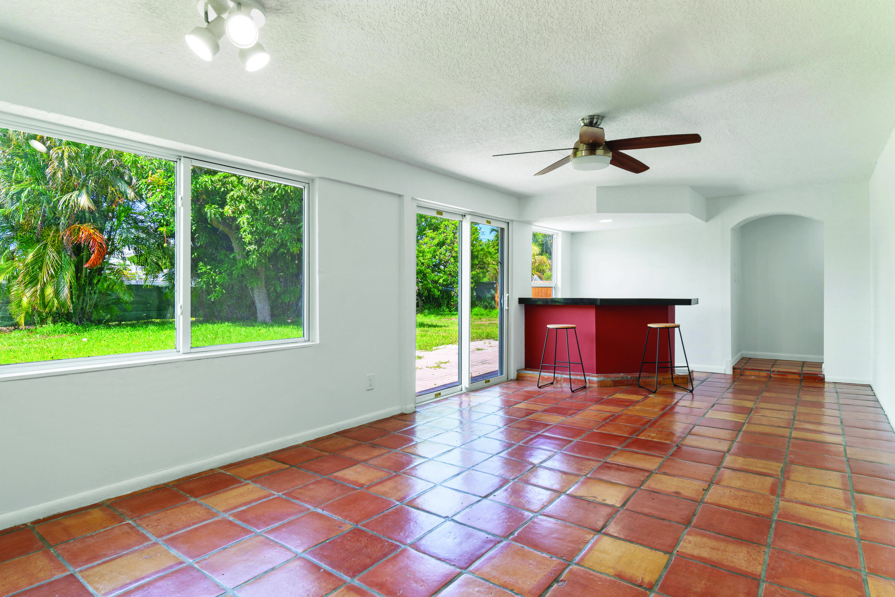 103 East Shannondale Road Cloud Lake, FL 33406 - Photo 8 of 17 103-SHANNONDALE-RD-33406-019