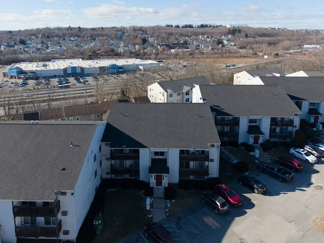 $2,000 | 11 B Gibbs Street, Unit 28, Worcester, MA 01607