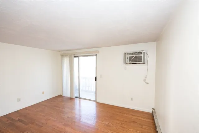 $2,000 | 11 B Gibbs Street, Unit 28, Worcester, MA 01607