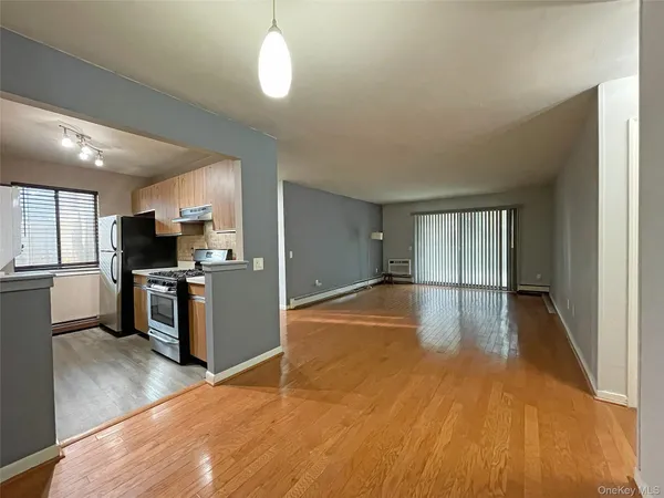 $2,700 | 26 Hillside Terrace, Unit F, White Plains, NY 10601