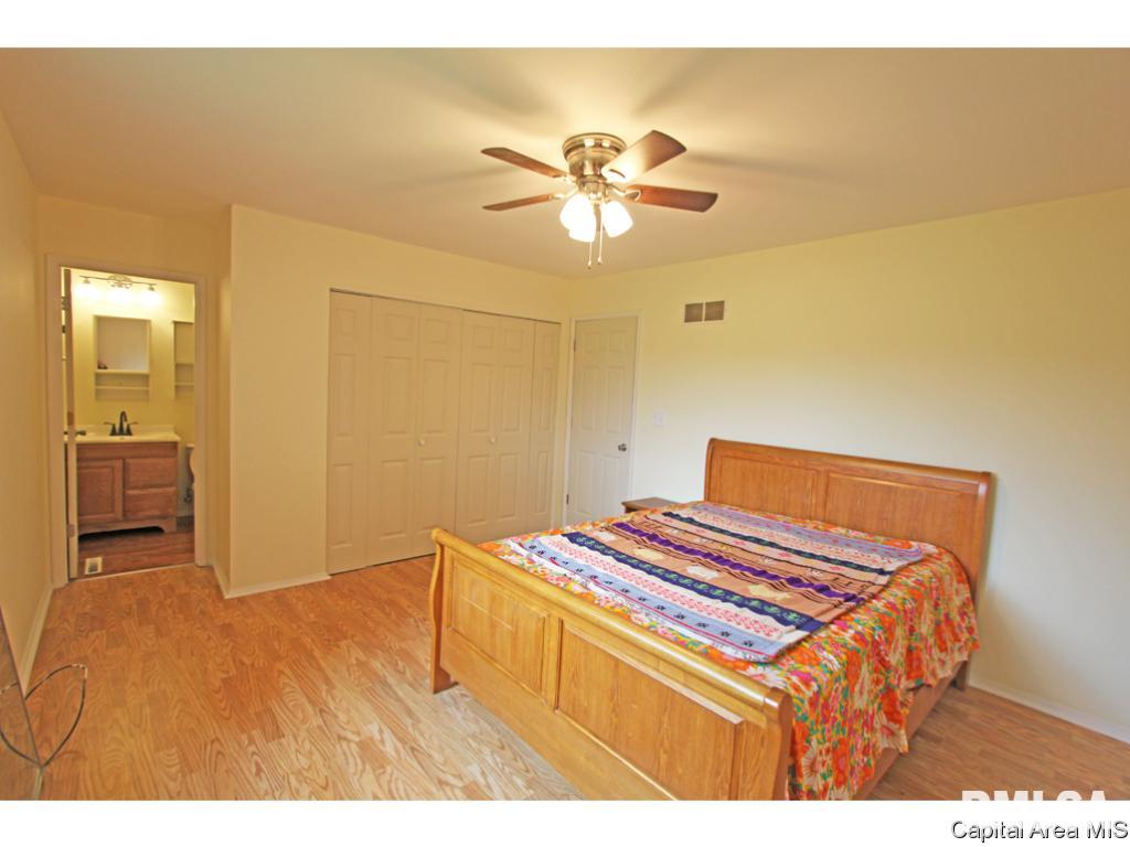 147 Springbrook Drive Springfield, IL 62702 - Photo 14 of 24
