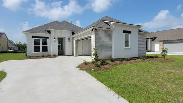 $2,400 | 39227 Bridge Path Lane, Gonzales, LA 70737