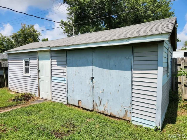 $99,000 | 401 East Washington Street, Vandalia, MO 63382