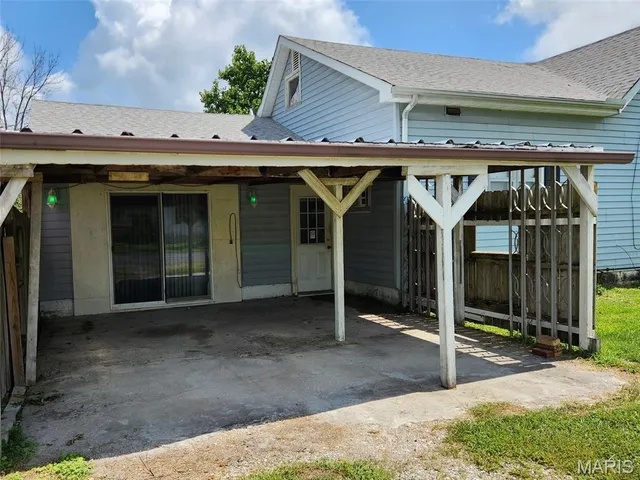 $99,000 | 401 East Washington Street, Vandalia, MO 63382