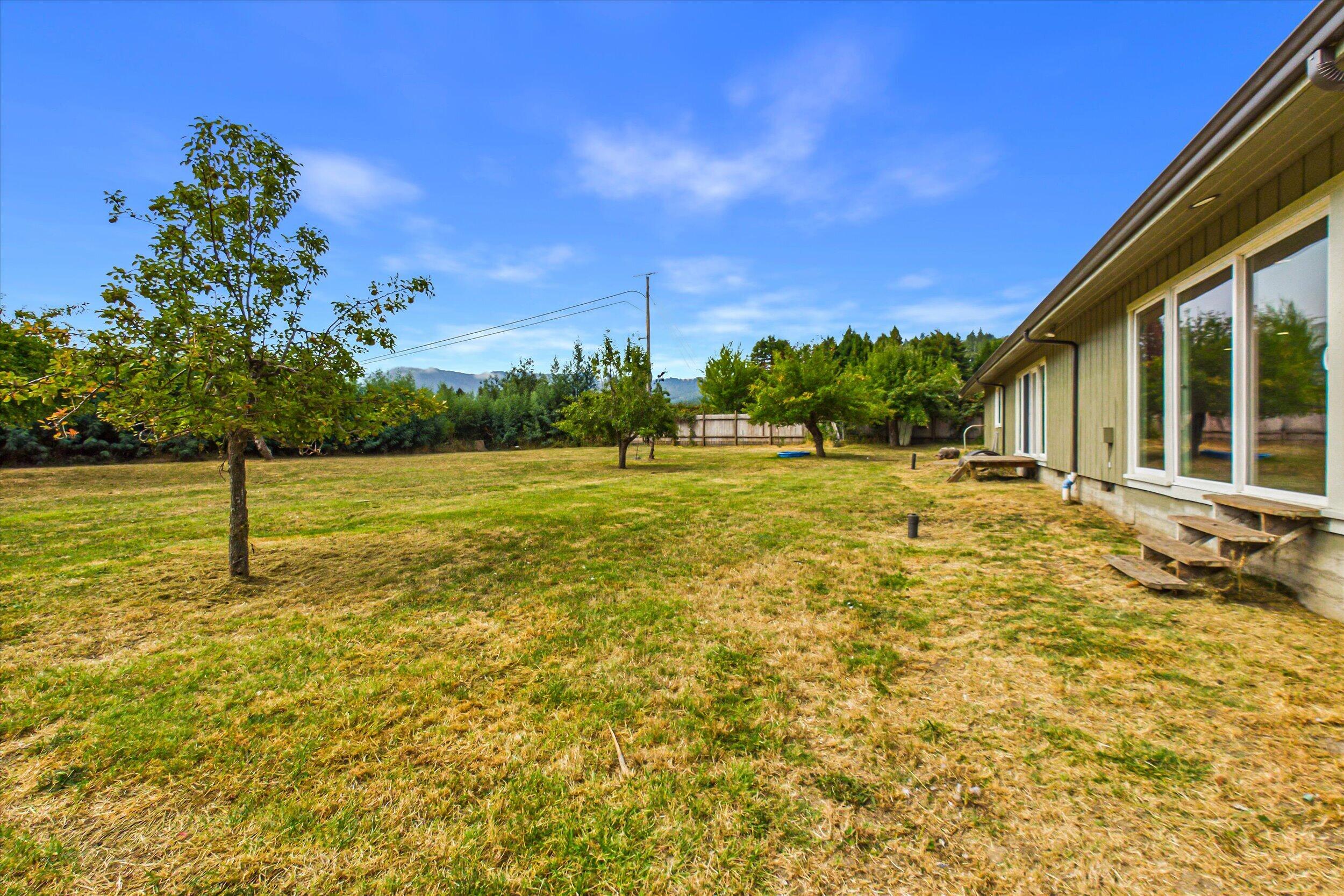 55 Eel Point Road Rio Dell, CA 95562 - Photo 42 of 59 Gallery Image 42