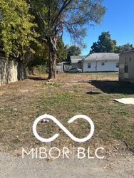 1634 West 14th Street Anderson, IN 46016 - Photo 12 of 14