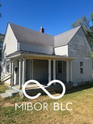 1634 West 14th Street Anderson, IN 46016 - Photo 2 of 14