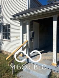 1634 West 14th Street Anderson, IN 46016 - Photo 4 of 14