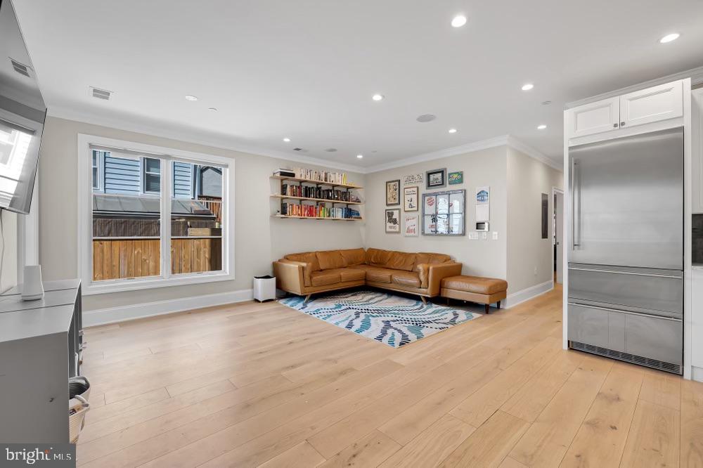 710 E Street Southeast, Unit 4 Washington, DC 20003 - Photo 5 of 32 Open + Bright Living Room