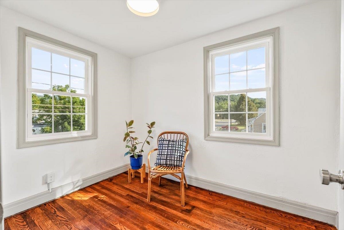 143 North Elkin Avenue Waynesboro, VA 22980 - Photo 19 of 36 a chair and table in a room