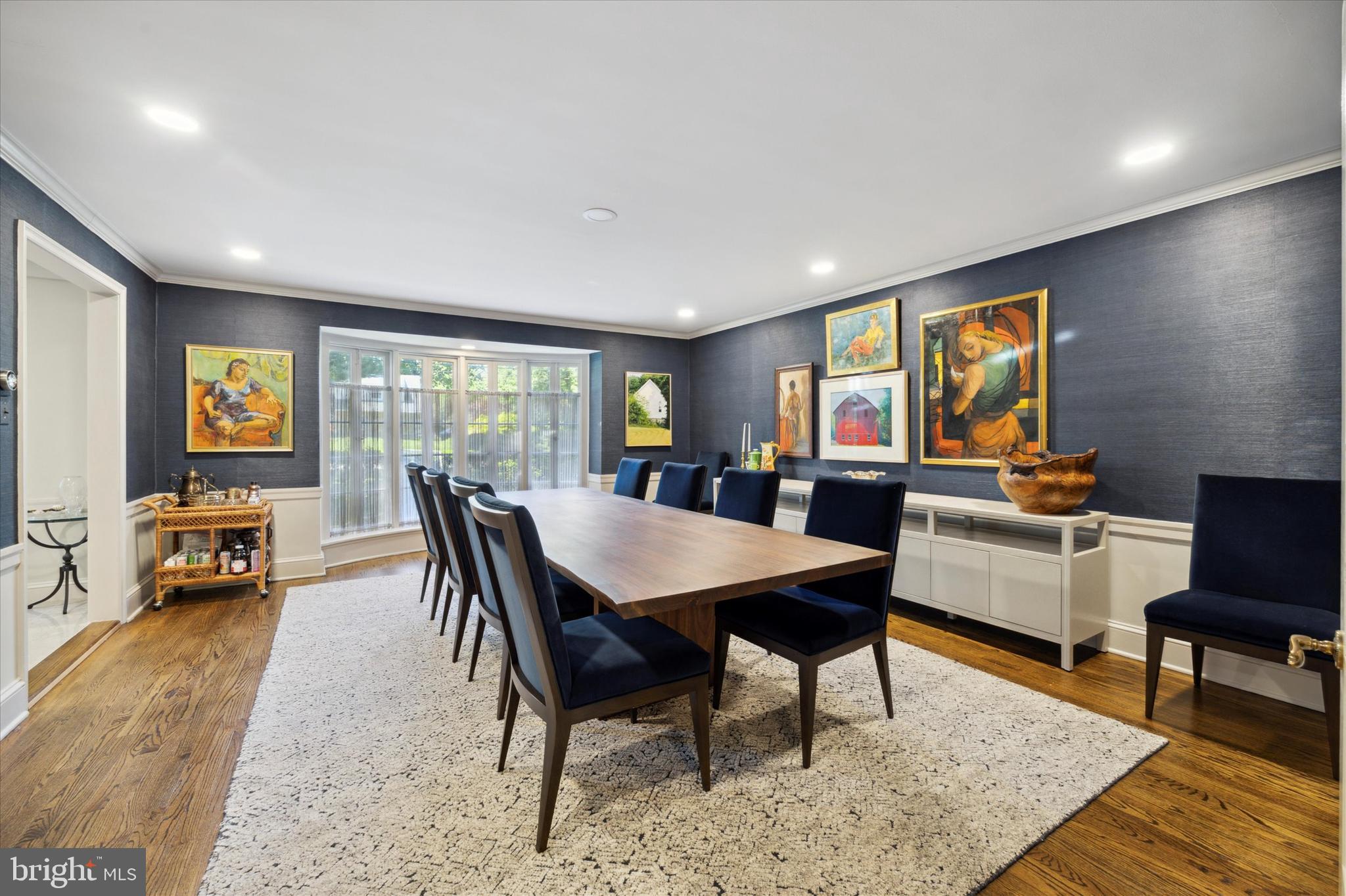 8301 Fairview Road Elkins Park, PA 19027 - Photo 9 of 57 Huge curved window