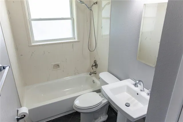 $1,800 | 6228 Leslie Street, Metairie, LA 70003