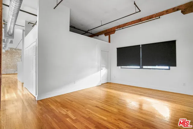 $4,000 | 215 South Santa Fe Avenue, Unit 17, Los Angeles, CA 90012