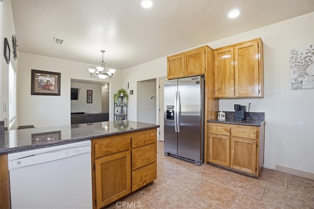 9323 Serra Street Phelan, CA 92371 - Photo 16 of 52