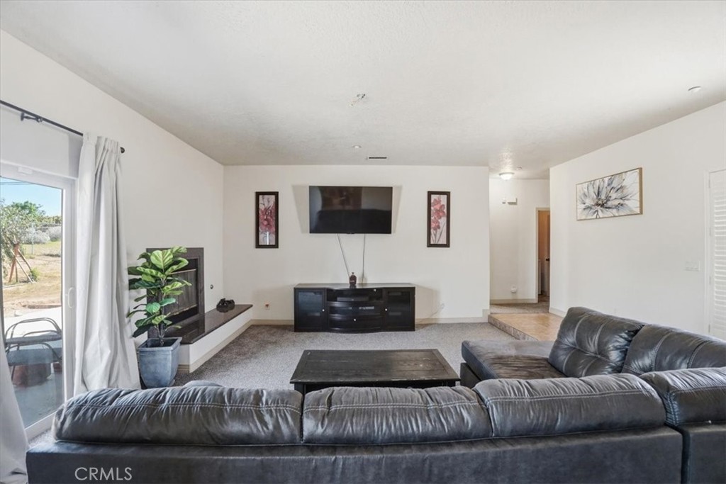 9323 Serra Street Phelan, CA 92371 - Photo 4 of 52