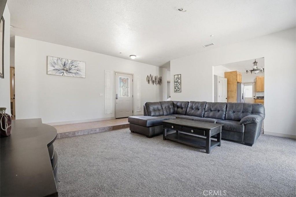9323 Serra Street Phelan, CA 92371 - Photo 6 of 52