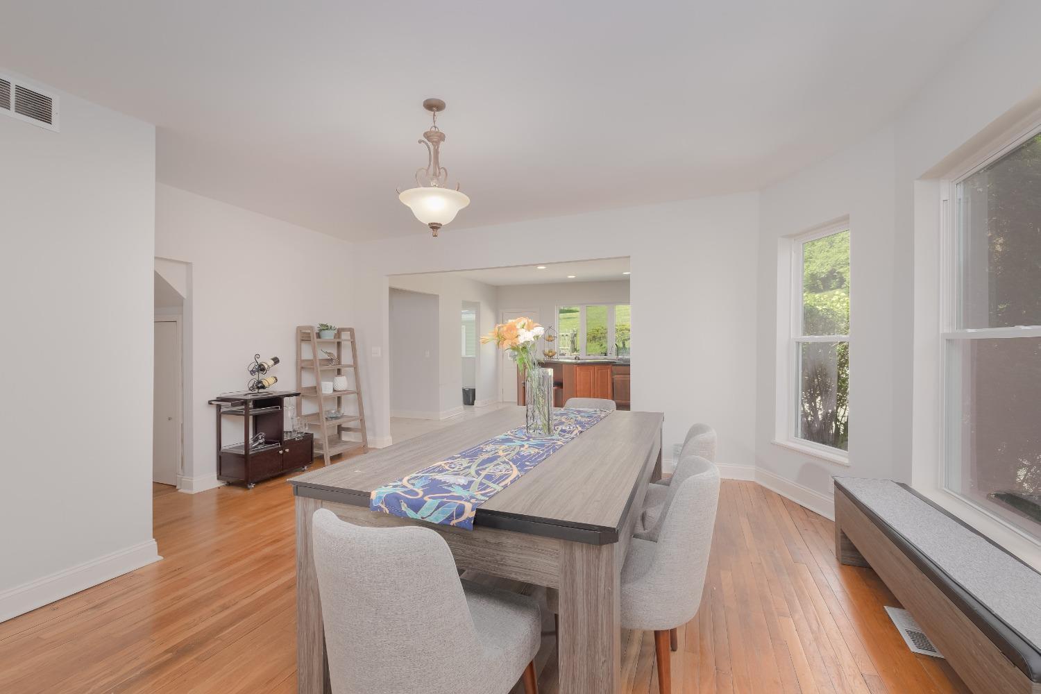 4211 Muchmore Road Cincinnati, OH 45227 - Photo 11 of 37 Gallery Image 11