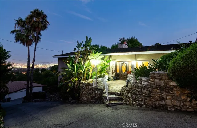 $1,695,000 | 27772 Palos Verdes Drive East, Rancho Palos Verdes, CA 90275