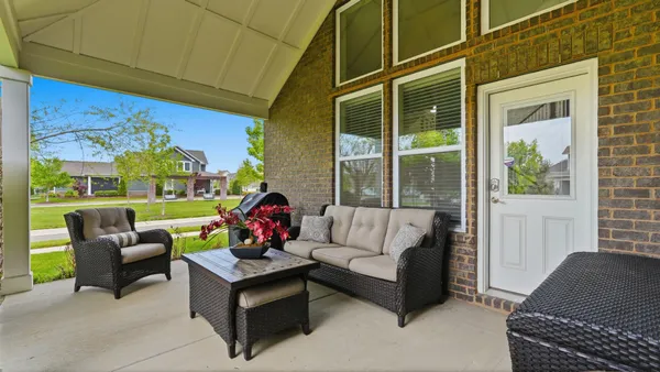 $750,000 | 1551 Drakes Creek Road, Hendersonville, TN 37075