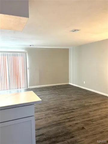 $1,150 | 717 White Oak Drive, Unit 2, O'Fallon, IL 62269