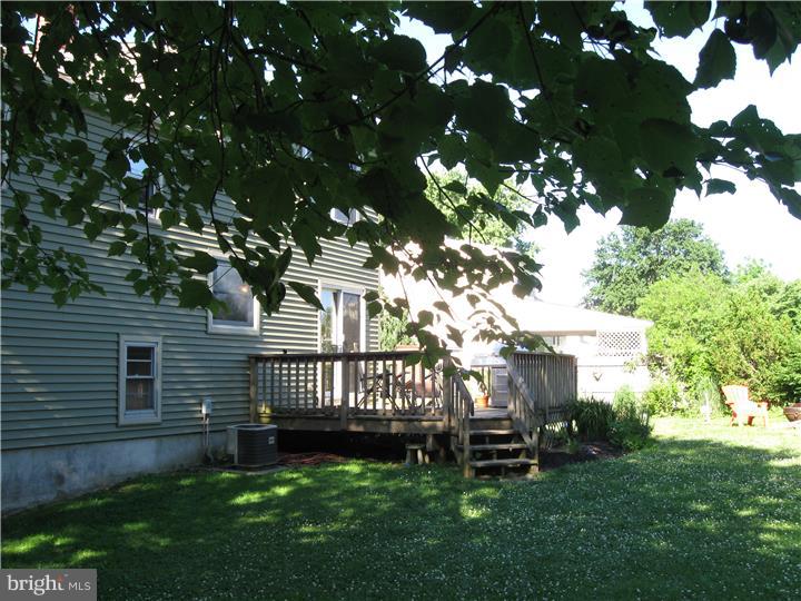 8 Rondon Avenue Berlin, NJ 08009 - Photo 20 of 23 Exterior Back