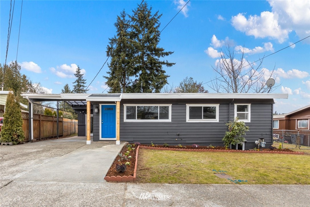 2705 Northeast 6th Place Renton, WA 98056 - Photo 1 of 26
