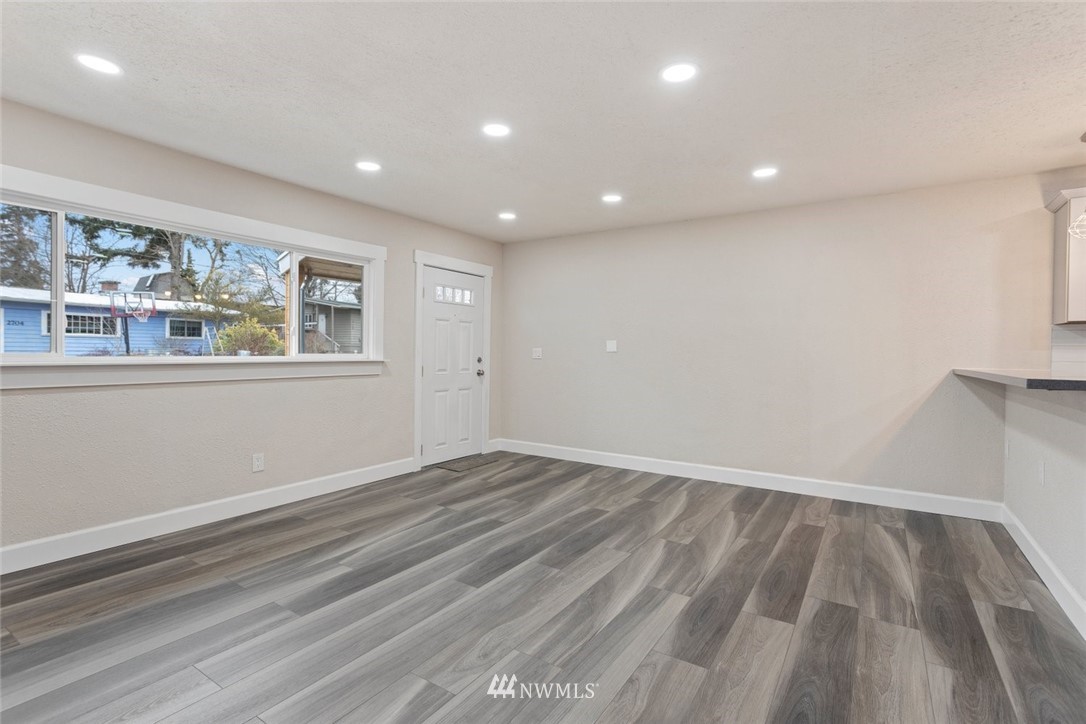 2705 Northeast 6th Place Renton, WA 98056 - Photo 16 of 26