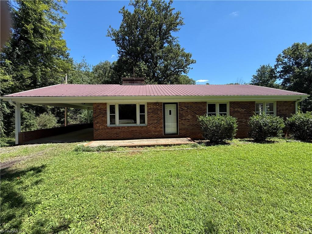83 Shady Valley Road Cana, VA 24317 - Photo 4 of 48 Gallery Image 4
