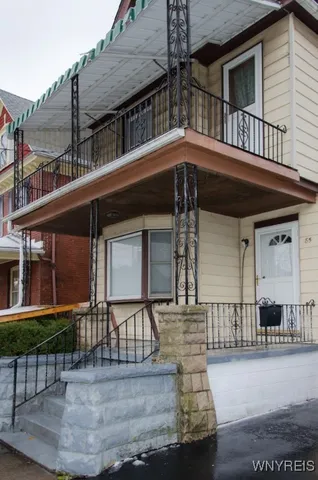 $134,900 | 1852 Niagara Avenue, Niagara Falls, NY 14305
