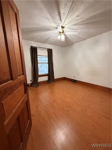 $134,900 | 1852 Niagara Avenue, Niagara Falls, NY 14305