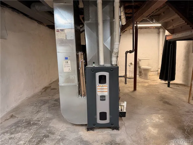 $134,900 | 1852 Niagara Avenue, Niagara Falls, NY 14305