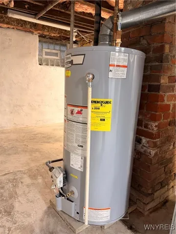 $134,900 | 1852 Niagara Avenue, Niagara Falls, NY 14305